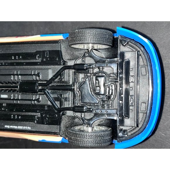 1/24 Porky Pig Power Chrysler Model Car Blue & Tan Graphics Vintage 2000 Super - Picture 7 of 9